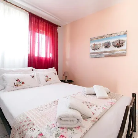 Lydia's House בית נופש