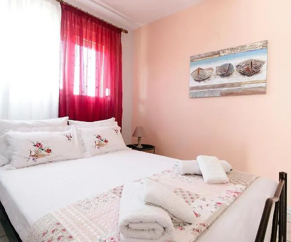 Lydia's House Дом отдыха